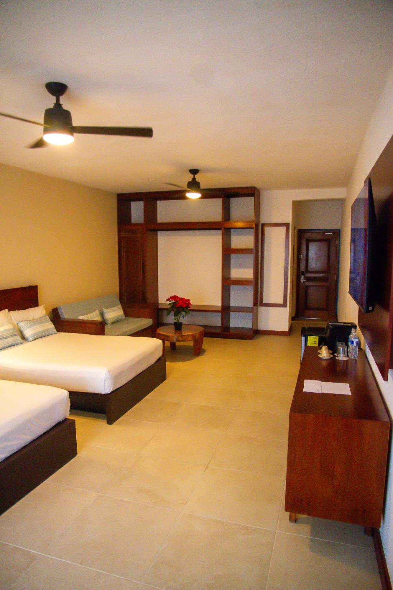 The Mint Resort Isla Mujeres Exterior foto